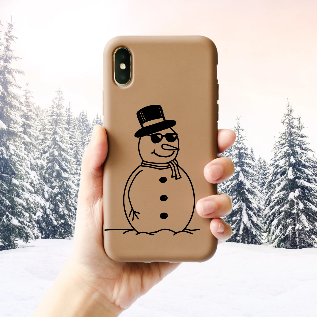 Suchst du nach Wintermotiven mit Charme? Diese Schneemänner werden Herzen schmelzen! ❄️ 4 Schneemann Illustration auf Handy-Hülle.