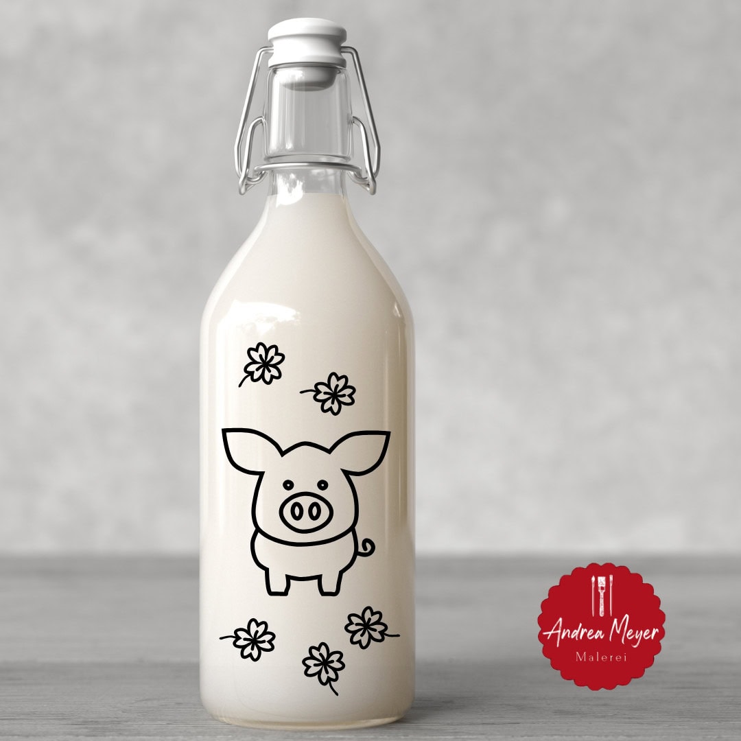 Glücksbringer zum Plotten: Meine neue Schweinchen-Plotterdatei ist da! 11 Smileys auf Milchflasche, Kinderdesign, Fröhliches Motiv, moderne Illustrationen, Andrea Meyer Malerei, Kinderkunstwerke, kreative Malerei, personalisierte Babygeschenke, originelle Kinderzimmerdeko, Kinderillustrationen, Inycrafts, moderne Kunst, handgemalte Designs, charmanter Look, keramische Dekoration, kreative Wandkunst, personalisierte Geschenke, farbenfrohe Kunst, kindgerechte Motive, einzigartige Bilder, hochwertige Handarbeit, limitiertes Design.