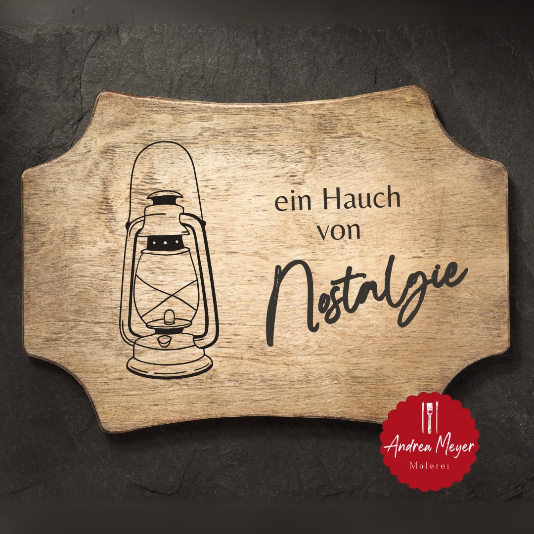 Lass deine Kreativität leuchten 3 Stimmungsvolles Holzschild mit nostalgischer Laterne und Schriftzug.