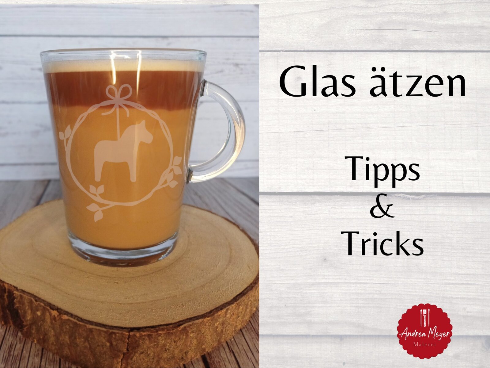 Glas ätzen mit Vinylschablone: Schritt-für-Schritt-Anleitung & Inspiration 1 Kaffeebecher aus Glas mit Dalapferd verziert. Gals ätzen mit einer Schablone aus Vinyl, die mit dem Plotter geschnitten wurde. Dazu kann ein Plotter von Cricut oder Silhouette zum plotten genutzt werden. Die Ätzpaste wird auf die Viynlschablone aufgetregen.