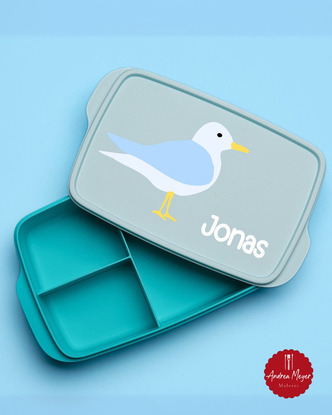 12 kreative Plotter-Ideen - Reiseaccessoires für Kinder 3 Brotdose oder Snack Box mit Möwe und Namen des Kindes - Reiseaccessoires für Kinder plotten- mikt deinem Plotter von Cricut oder Silhouette - SVG Dateien