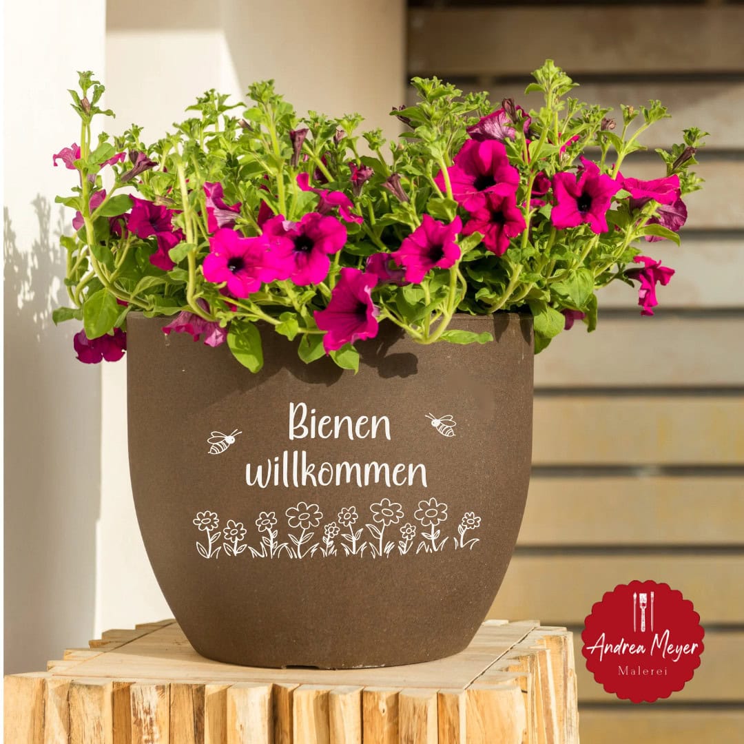 DIY Gartenschild – „Bienen willkommen“ 14 Blumentopf mit dem Schriftzug Bienen willkommen!