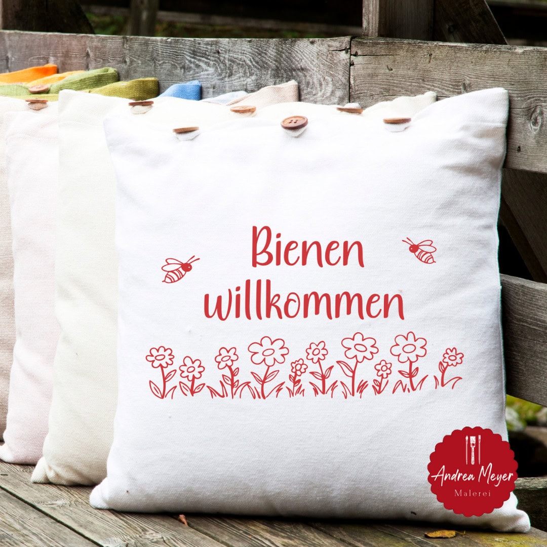 DIY Gartenschild – „Bienen willkommen“ 9 Kissen mit dem Schriftzug Bienen willkommen!