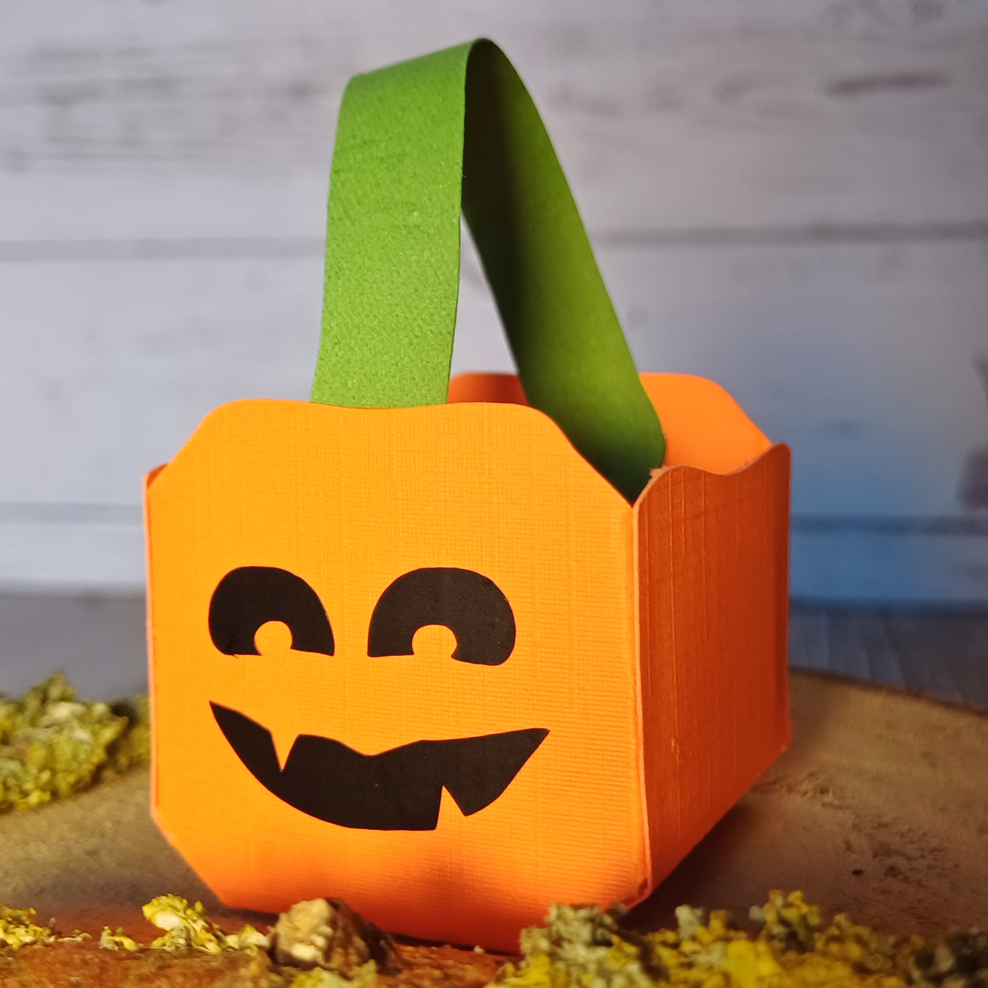 Papierkürbis Halloween