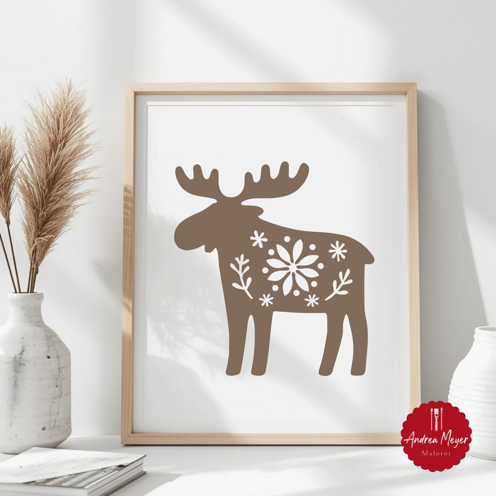 Skandinavische Plotterdateien Dala Pferd, Elch & Herz – nordische Dekoideen zum Selbermachen 27 Gerahmtes Poster mit Elch – nordische Plotterdatei im minimalistischen Stil